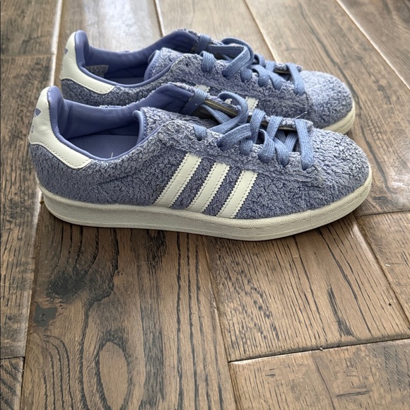 Adidas big kid size 6 south park towel glow in dark sneakers - Picture 2 of 10